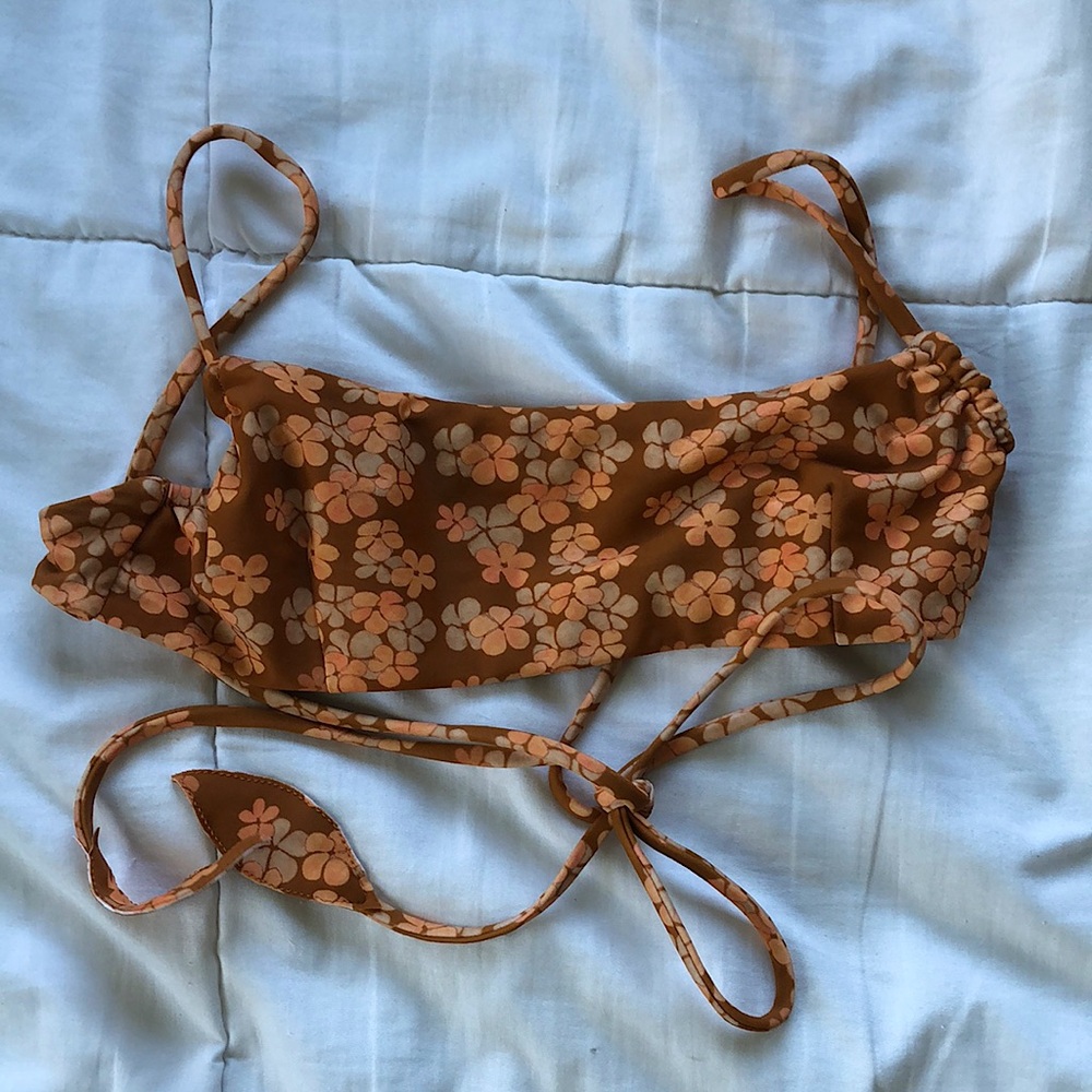 Benoa Swim Alley Lei Top